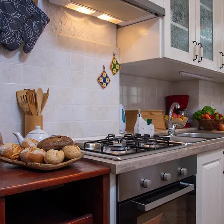 Roza Apartmán Roč